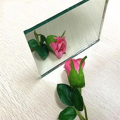 Ħġieġ tal-mera tal-fidda bla ram